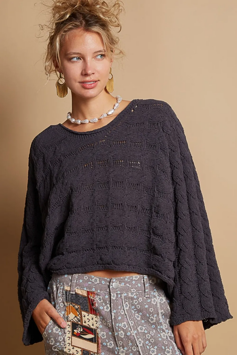 Elegante und weiche Kabelstrick-Pullover