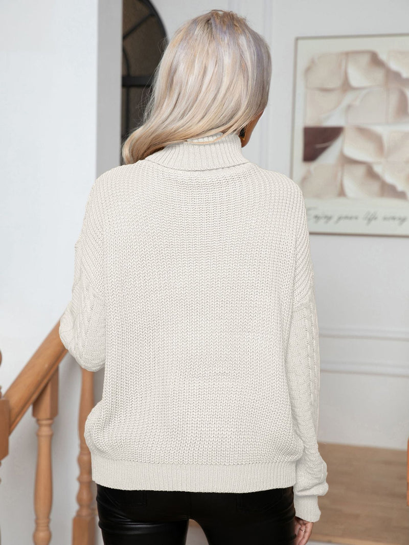 Elegante warme Strickpullover mit hohem Kragen