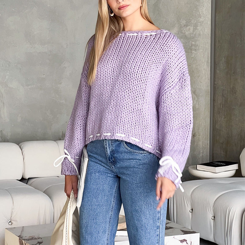 Süßer Strickpullover mit Schleife